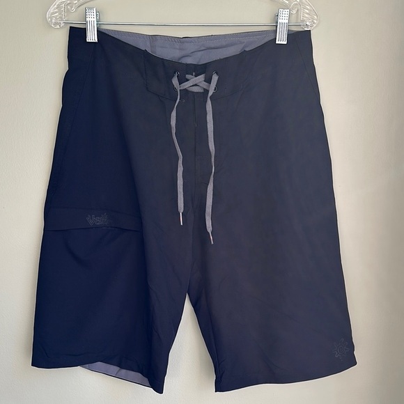 UVSkinz Black Board Shorts Summer  Swimming Unlined UV Protection Size 30 - Picture 1 of 10